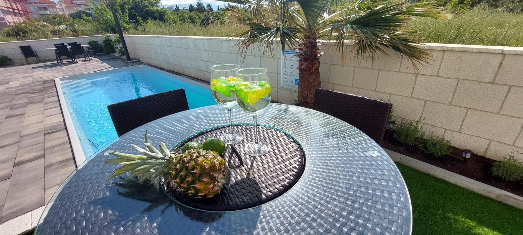 Apartmani Anastasia With Pool, Novalja Eksteriør bilde