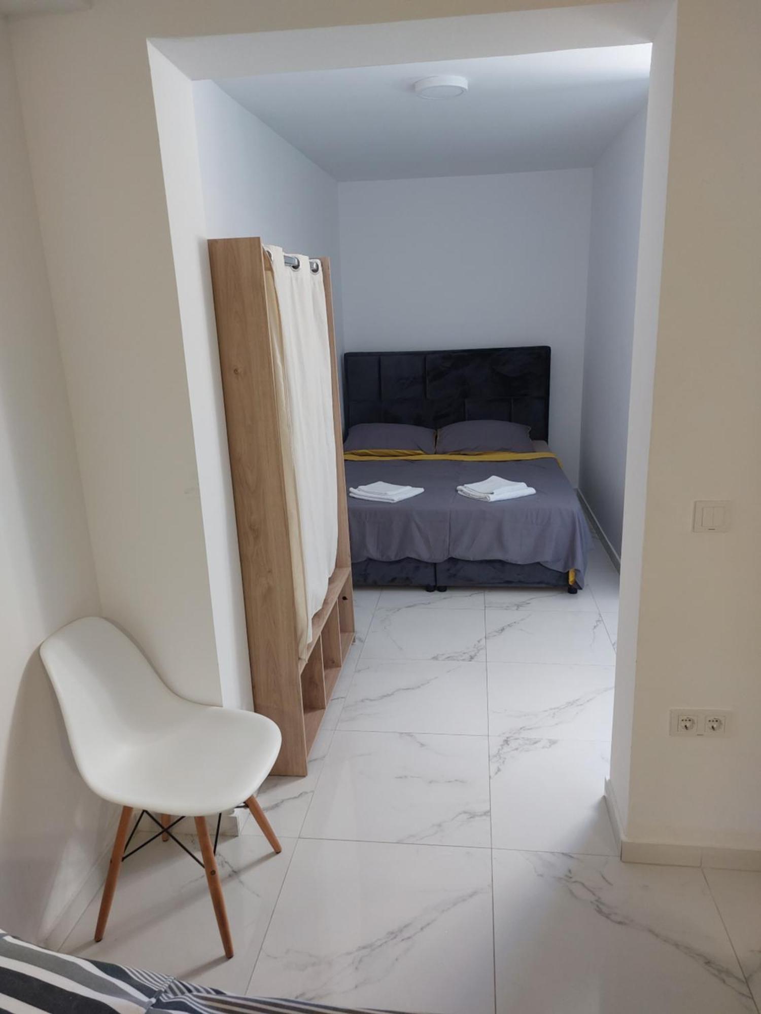 Apartmani Anastasia With Pool, Novalja Eksteriør bilde